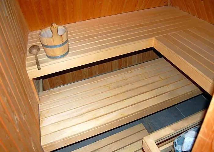 Villa With Whirlpool And Sauna In Makkum