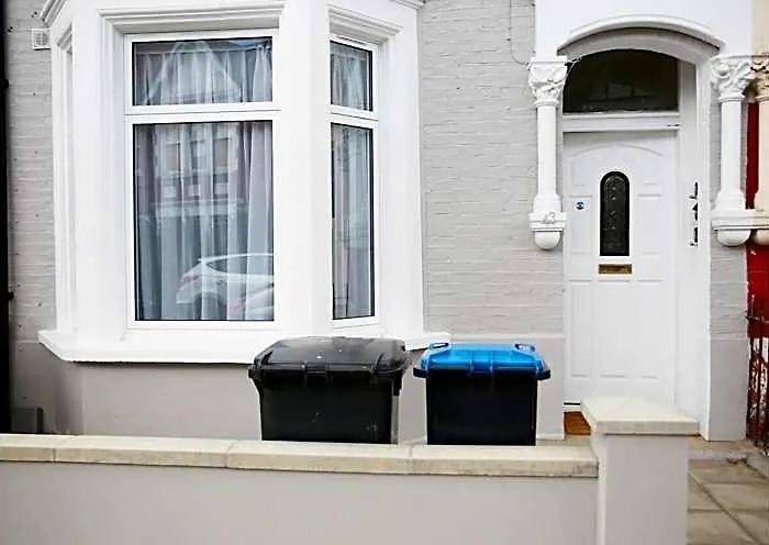 Cricklewood Luxury Ensuite Rooms