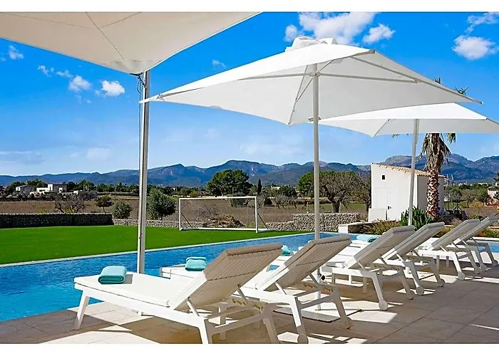 Country House In Mallorca With Pool And Bbq