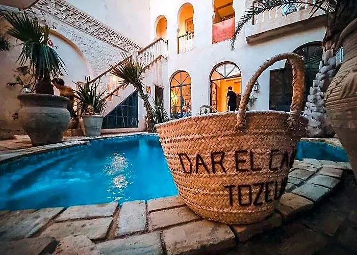 Riad Dar El Caid - Palais XIII Century