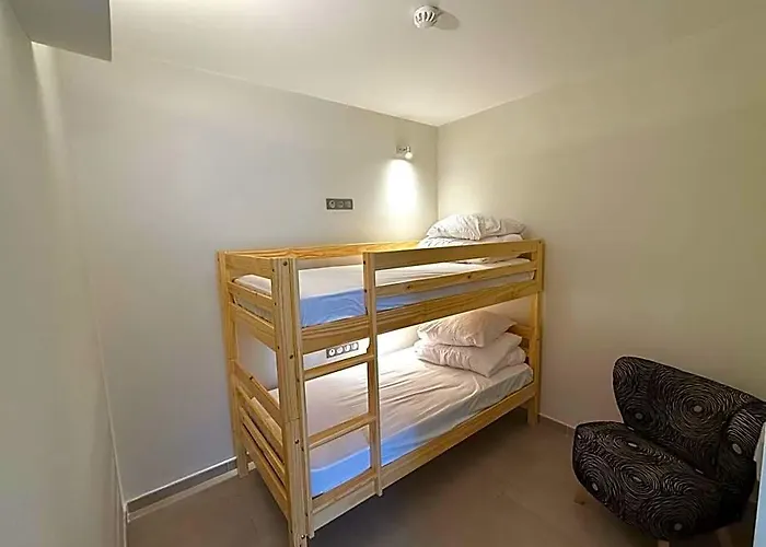 Courbaril Hotel