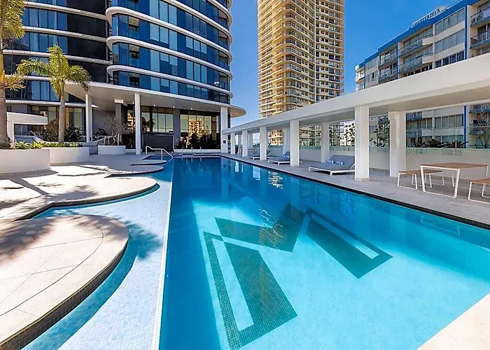Meriton Suites Surfers Paradise