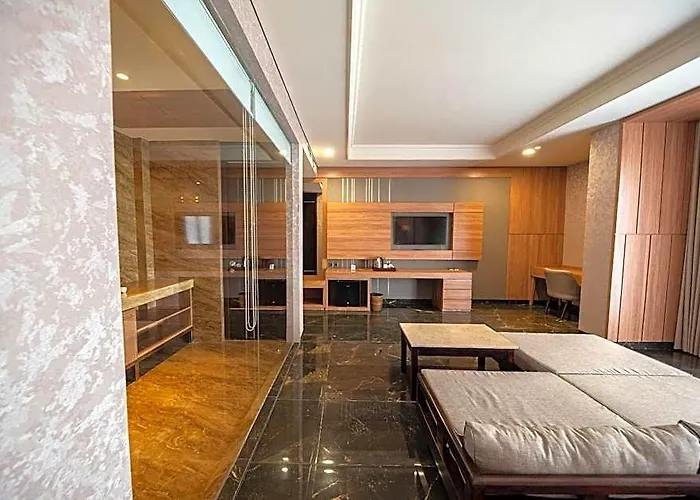Taman Prakerti Bhuana Hotel
