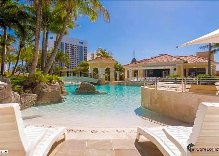 Private Apartments Chevron Renaissance