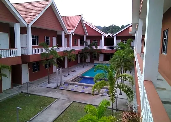 Hornbill Resort Pulau Pangkor