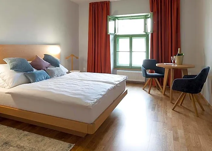 Hotel Tri Knizata