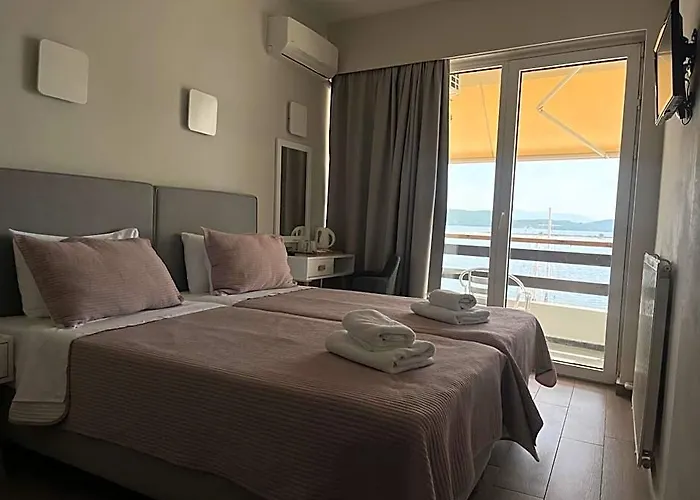 Hotel Avra