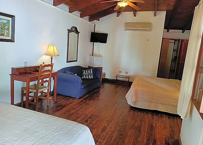 Hotel Don Udos Bed & Breakfast