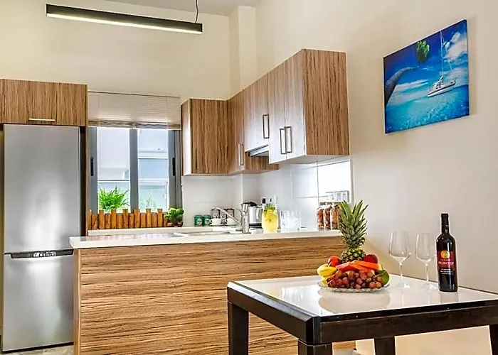 Latchi Escape Hotel And Suites