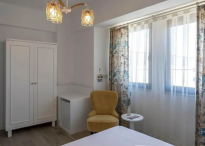 Troas Ada Hotel