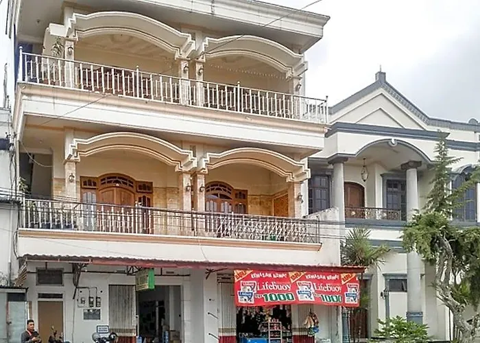 Villa Al Barokah Syariah Family Mitra Reddoorz Near Sarangan Lake
