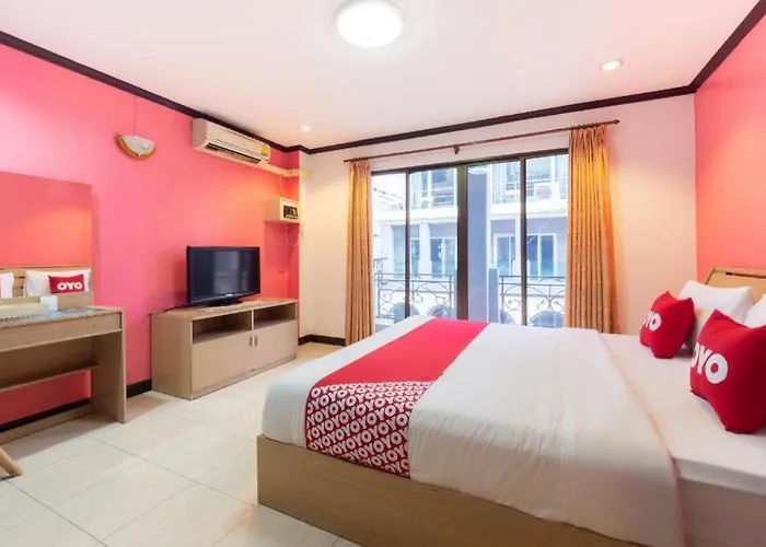 OYO 75327 Diyana Residence
