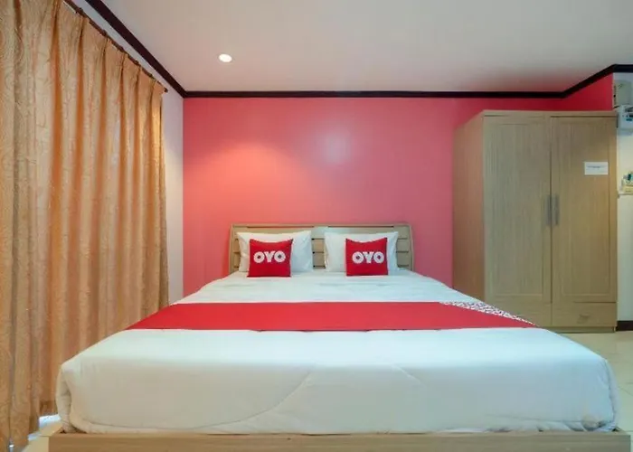 OYO 75327 Diyana Residence