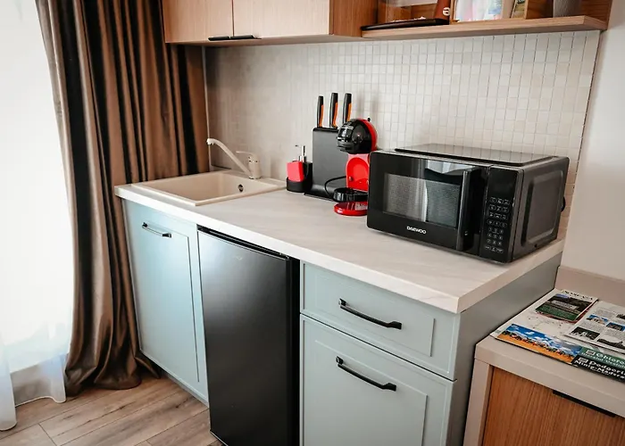 H&H Luxury Apartments
