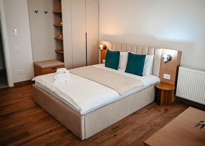 H&H Luxury Apartments