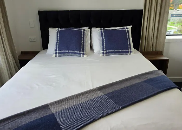 Lake Taupo Hotel