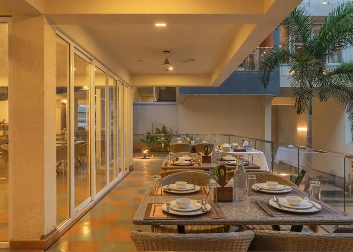Perfectstayz Premium Carnival Suites Near Candolim
