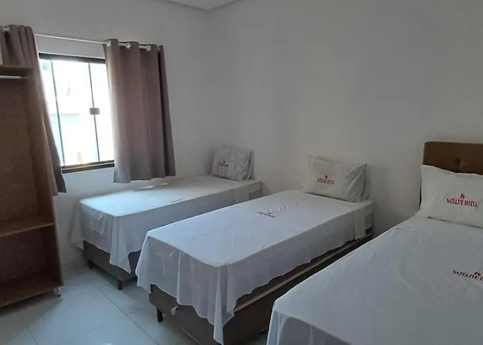 Hotel Satelite