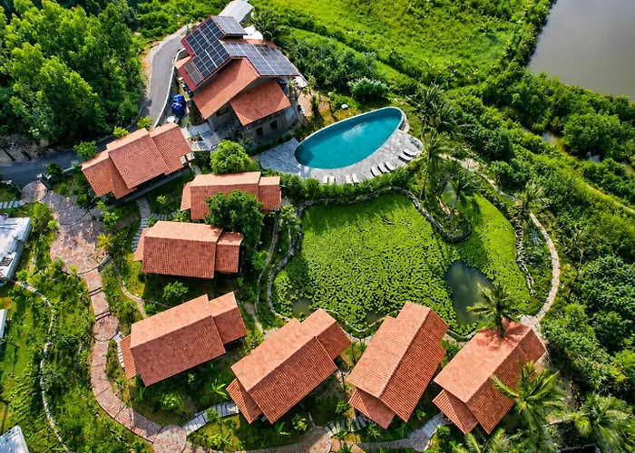 Cabalina Grove