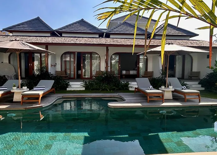 Yuga Nyanyi Suite Boutique Hotel With Pool & Ricefield View