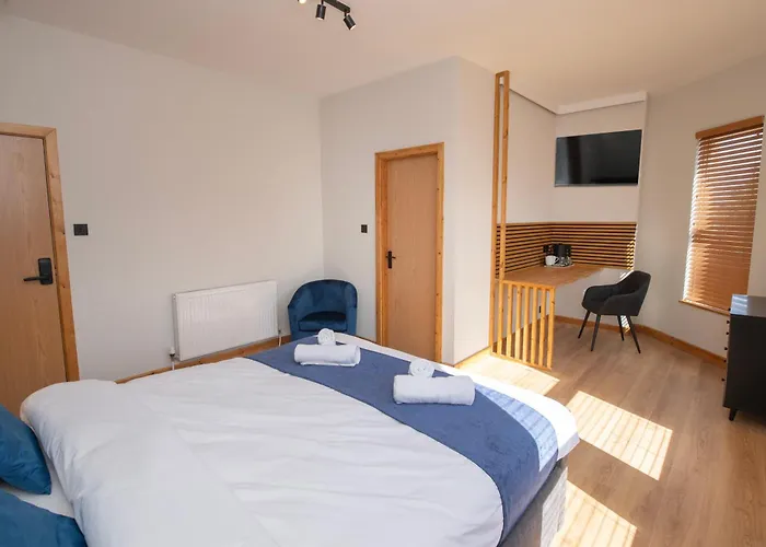 Amber Serviced Rooms Near Hull Royal Infirmary, Self Check-In