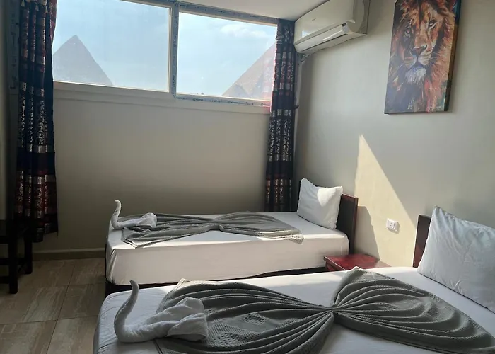 Comfort Pyramids Inn