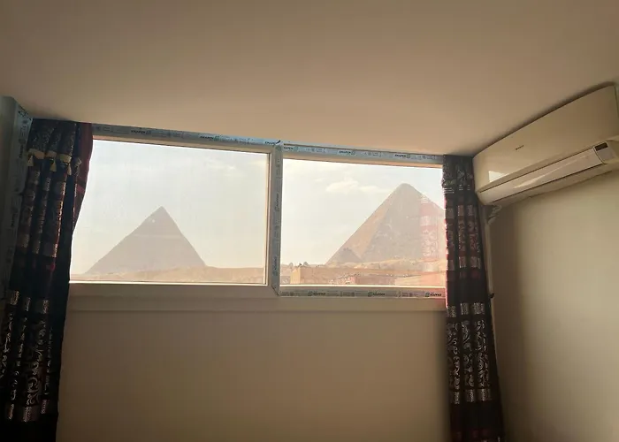 Comfort Pyramids Inn
