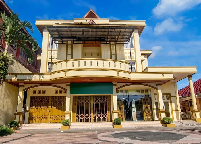 Collection O Near Living World Pekanbaru Formerly Uin Suska