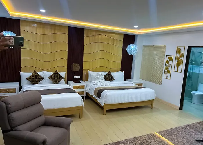 Yuhum Boracay Suites