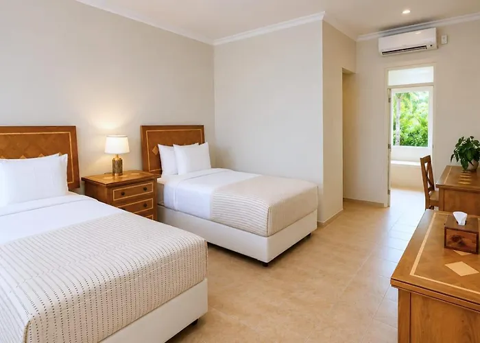 Amandalay Hotel & Villas