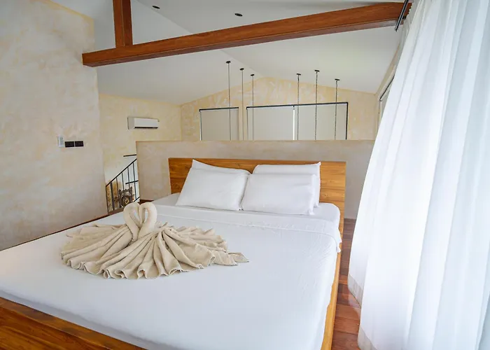 Arcana Wellness Center - Adults Only