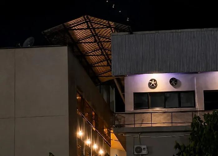 Hotel Omega