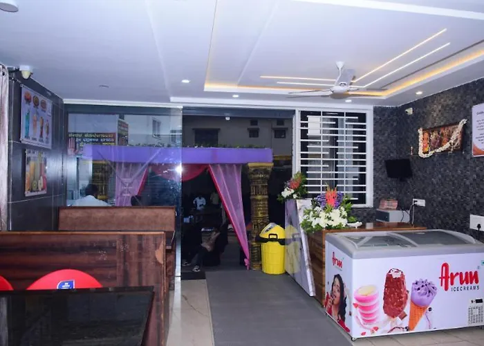 Golden Peak Inn, Rammanahalli