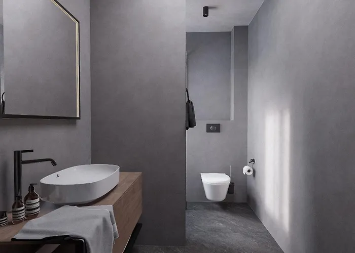Pharia Hotel & Residences