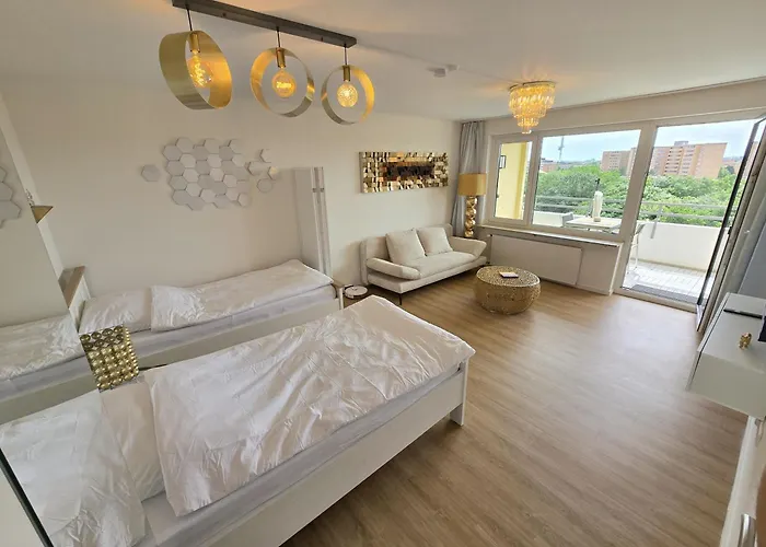 Modernes Apartment Mit Panorama-Balkon & Weitblick Ueber Hannover