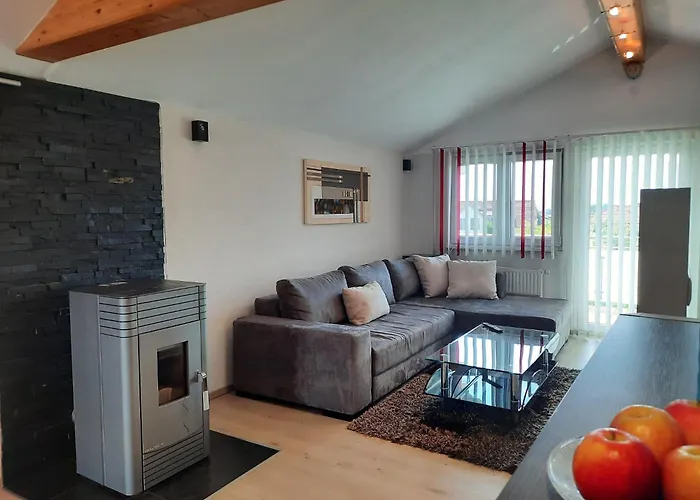 Wohlfühlwohnung nahe Red Bull Ring, Therme&Golfplatz