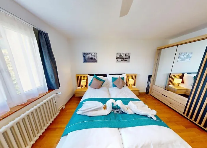 4 Zimmer Wohnung mit Balkon - Solution-Grischun