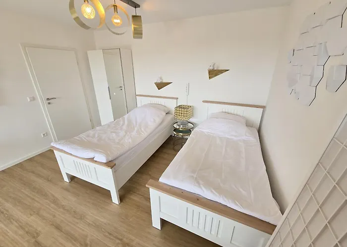 Modernes Apartment Mit Panorama-Balkon & Weitblick Ueber Hannover