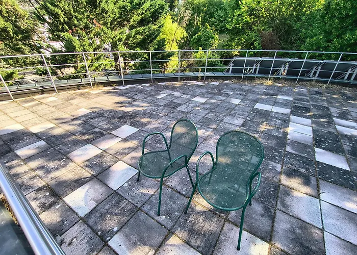 Spacious Apartment In A Quiet Location, Large Terraces