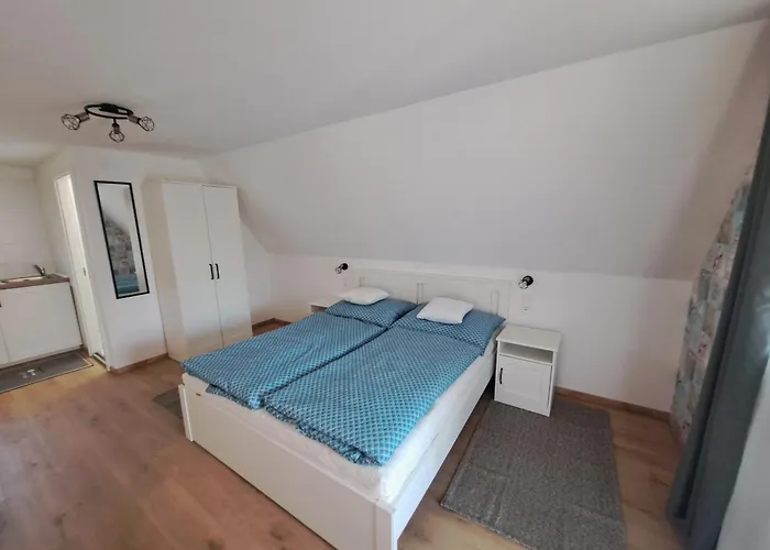 Robin Apartman