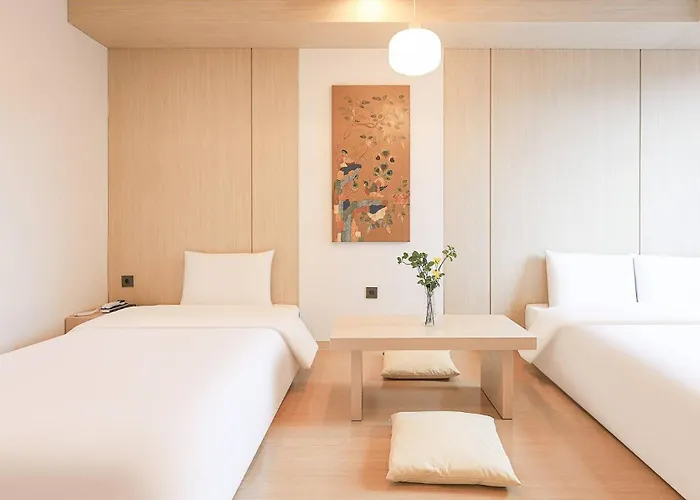 Almond Hotel