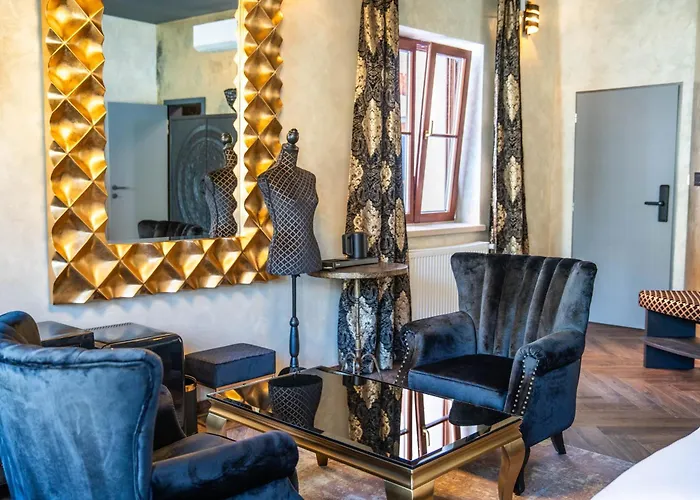 Boutique Rooms Fabrika