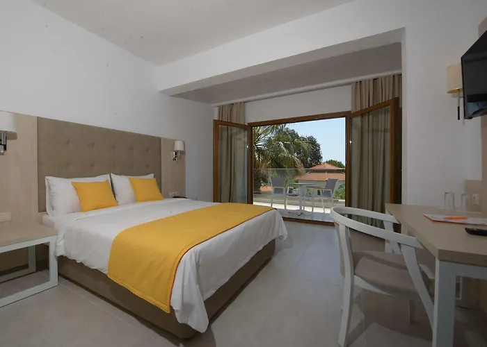 Aristoteles Holiday Hotel And Spa