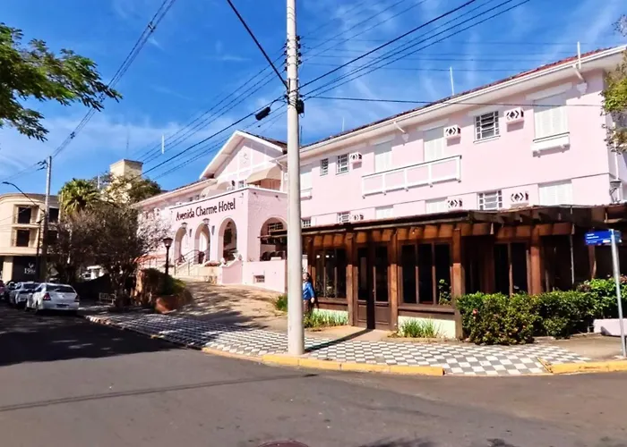 Avenida Charme Hotel