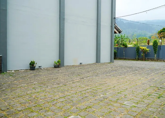 Reddoorz Near Lokawisata Baturaden
