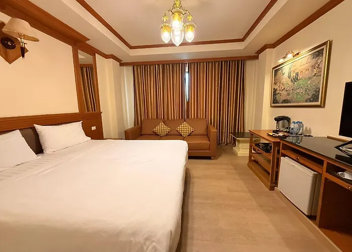 Taksila Hotel