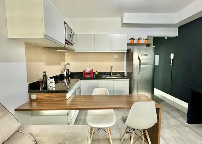 Lifespace Batel Shopping Curitiba - Apartamentos UROOMS