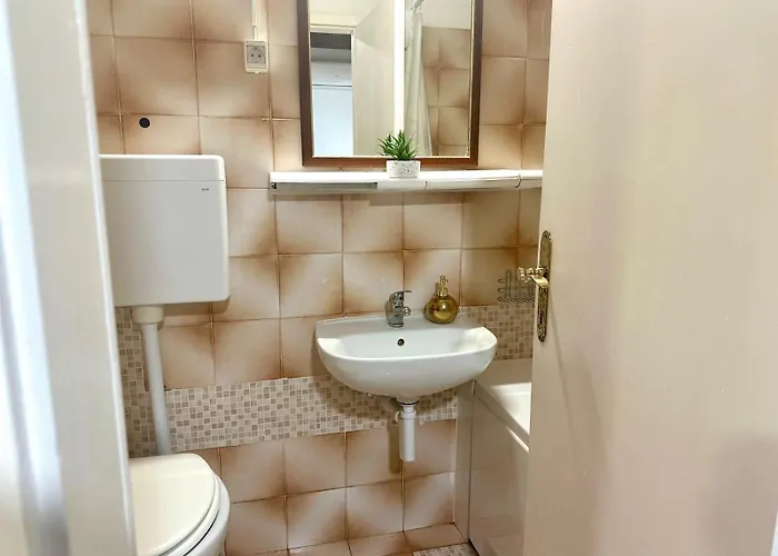 Damir Apartments Bonina