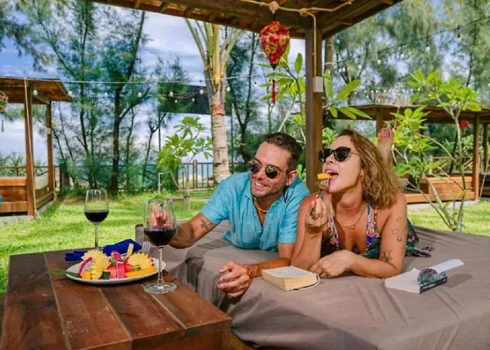Hoianbang Beach Front Villa&Restaurant