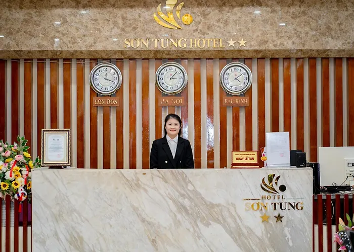 Khach San Son Tung - Gan Pho Di Bo Kim Dong